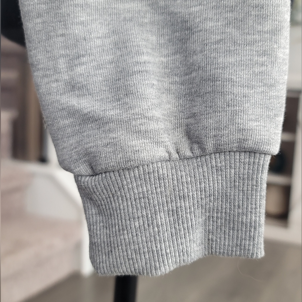 Franchesca's Cropped Sweatshirt Pearl-Embellished Grey- Small NWT - Picture 3 of 8